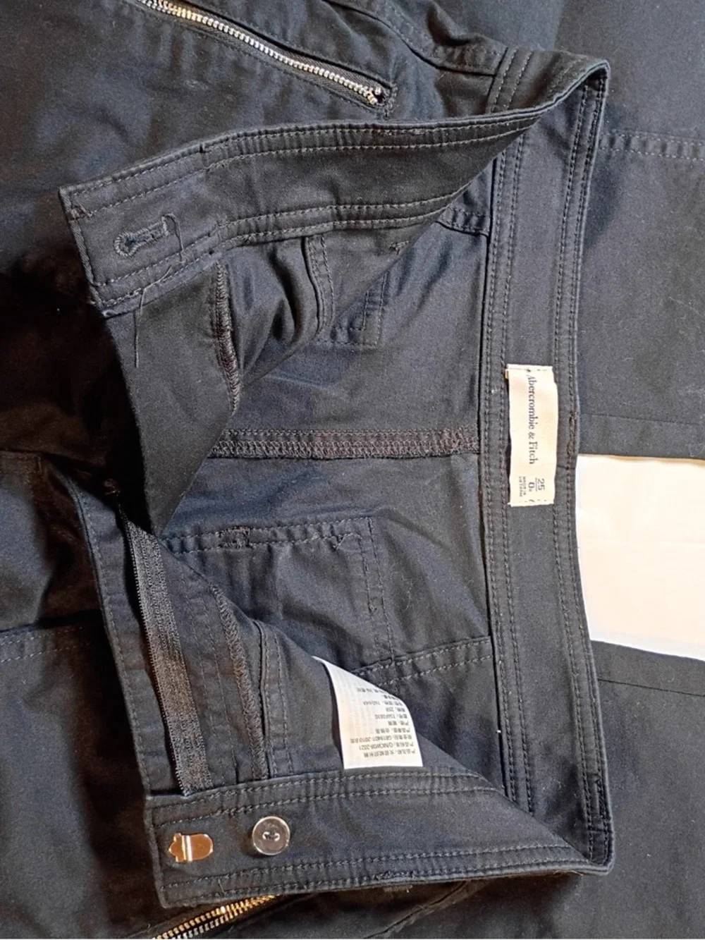 Abercrombie & Fitch Black Cargo Pants Women Size 25 Utility Zip - Picture 7 of 7